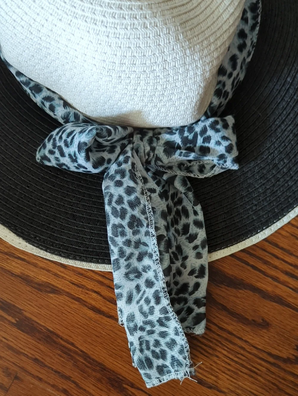 Jacobson Two-Tone Wide Brim Straw Hat with Leopard Scarf Glam Resort Vacation